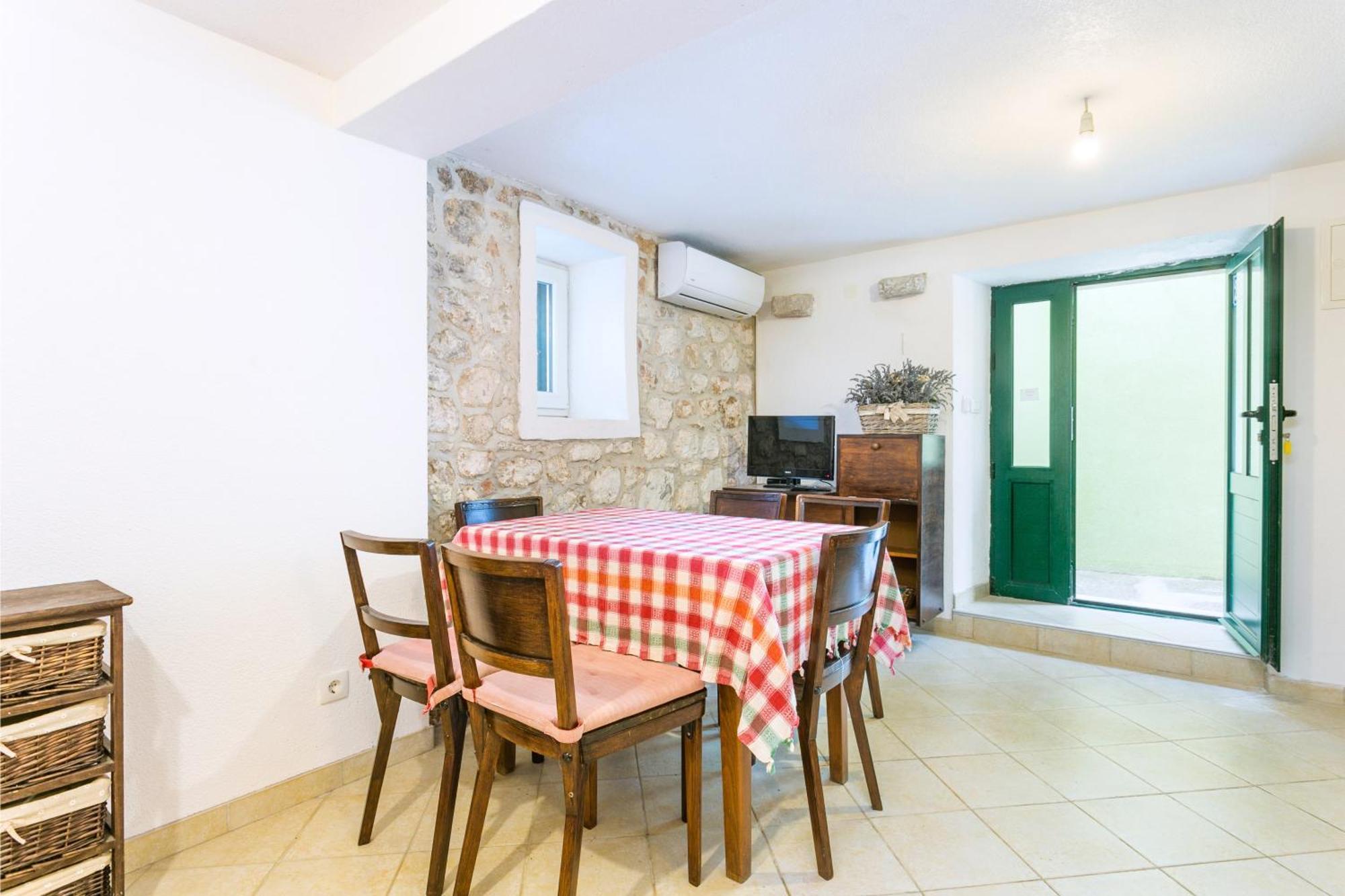 Holiday House With A Parking Space Igrane, Makarska - 8332 Quarto foto